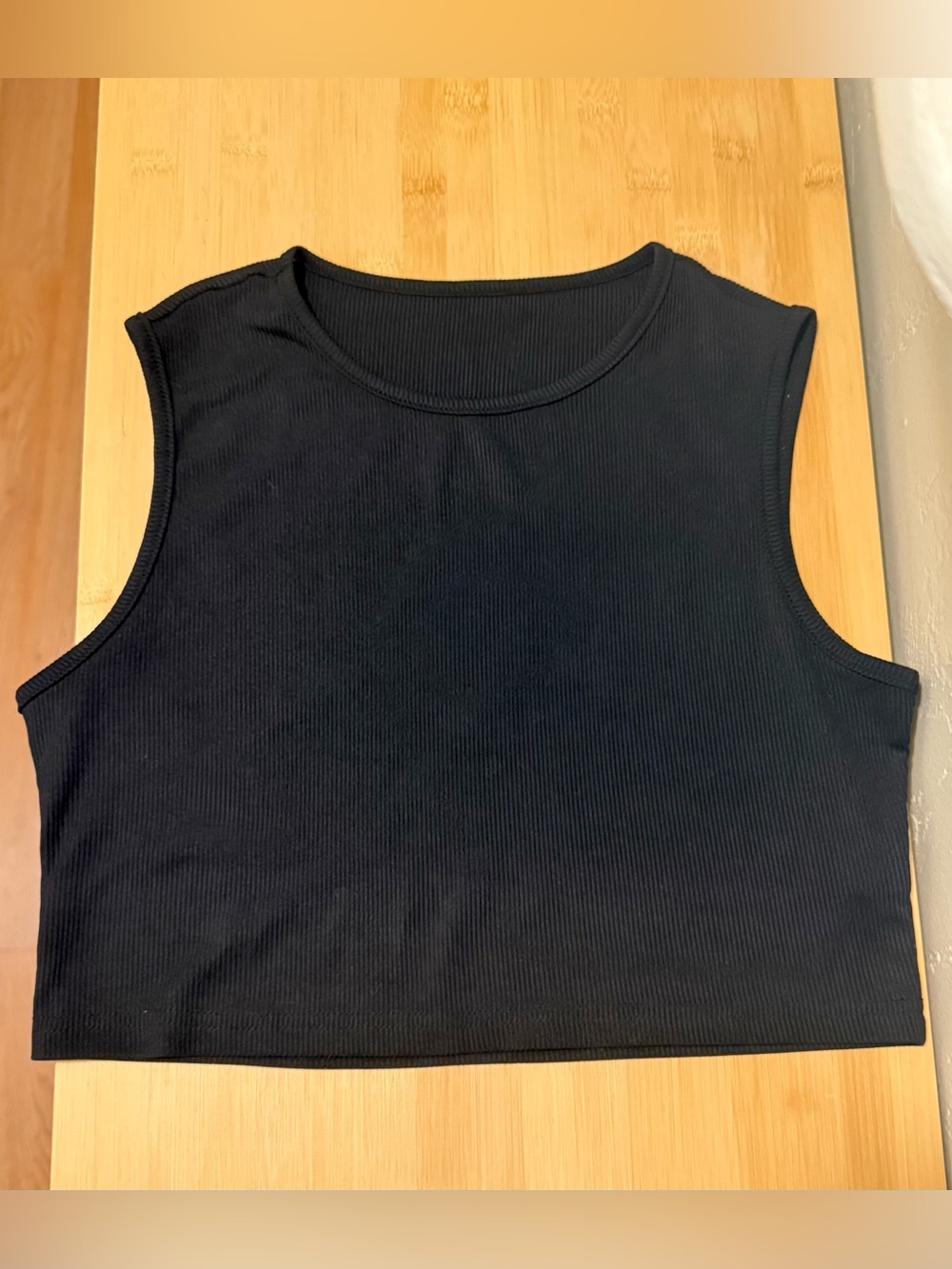 Romwe Ribbed Sleeveless Crop Tank Top (S)
